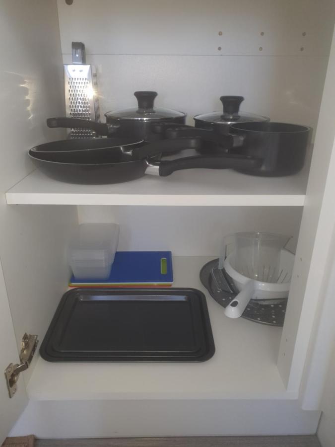 Self Catering. Maydene. Holm. Orkney, Scotland. Nether Button Buitenkant foto