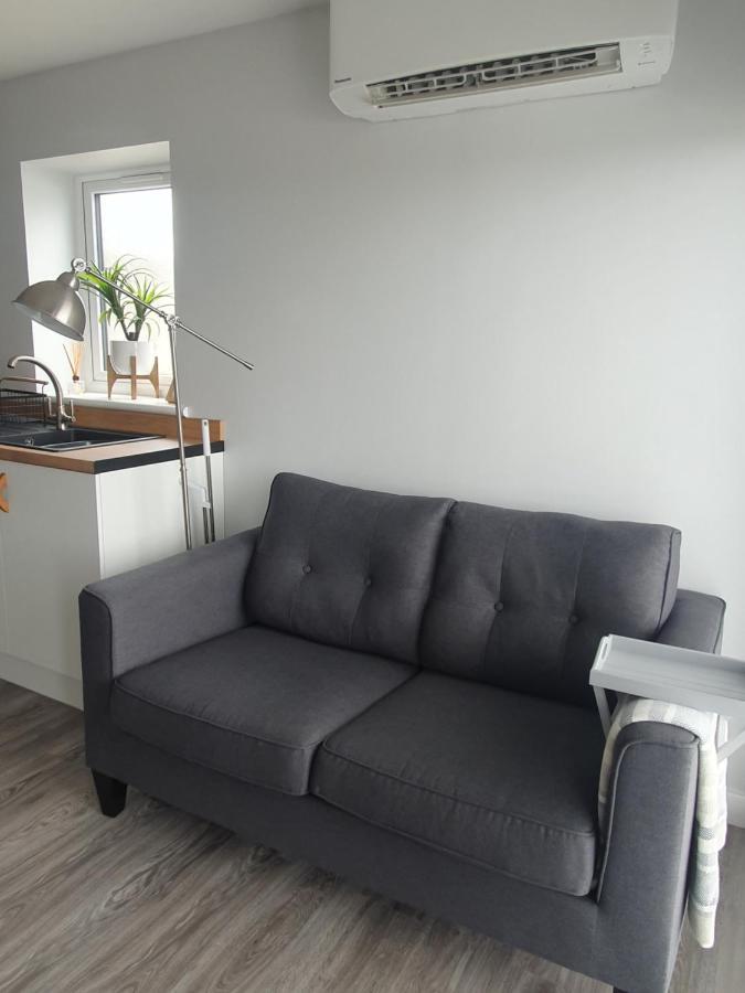 Self Catering. Maydene. Holm. Orkney, Scotland. Nether Button Buitenkant foto