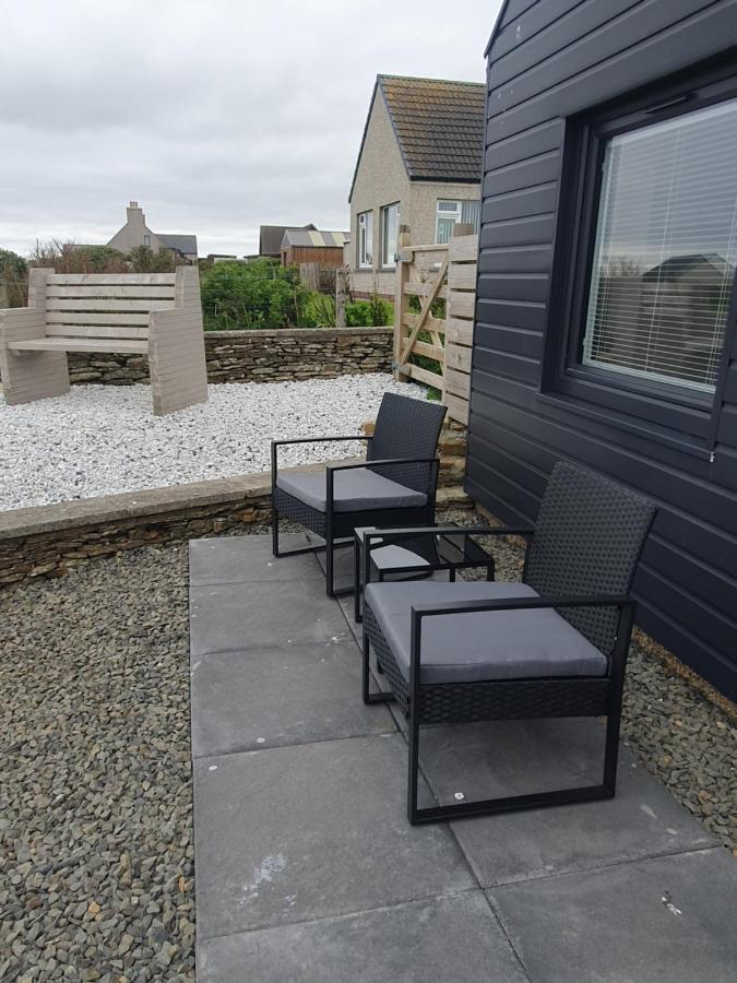 Self Catering. Maydene. Holm. Orkney, Scotland. Nether Button Buitenkant foto