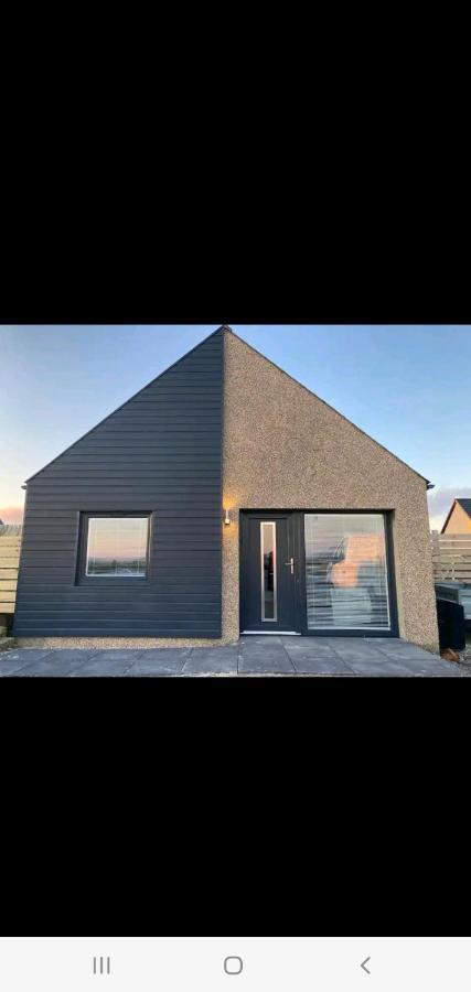 Self Catering. Maydene. Holm. Orkney, Scotland. Nether Button Buitenkant foto