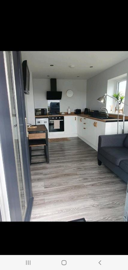 Self Catering. Maydene. Holm. Orkney, Scotland. Nether Button Buitenkant foto